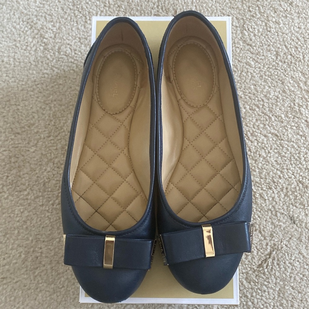Navy Michael Kors leather flats